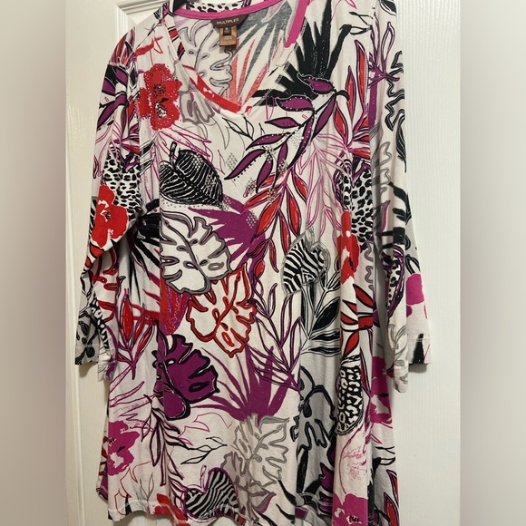 BLING FLORAL TOP PINK PURPLE WHITE RED - Picture 1 of 6